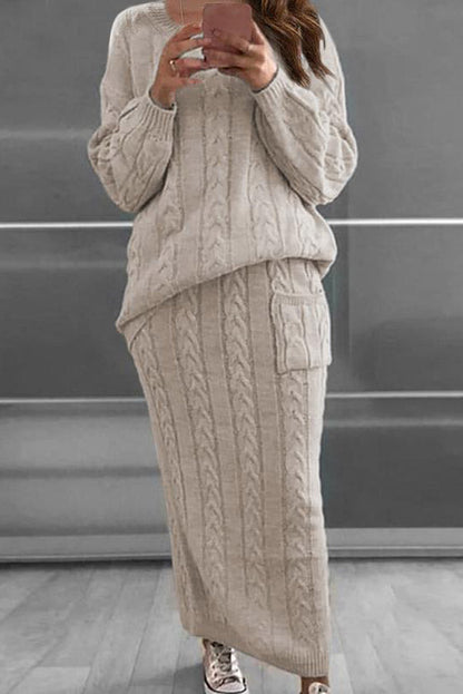JO | Modern and fashionable dress
