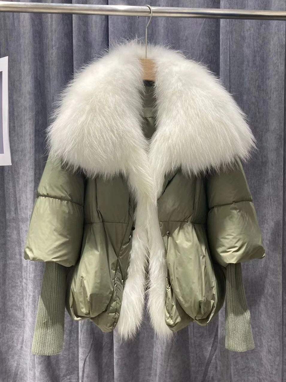 JO | Casual and effortless winter coat