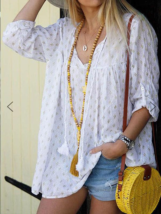 JO | Fashion-conscious and lightweight blouse