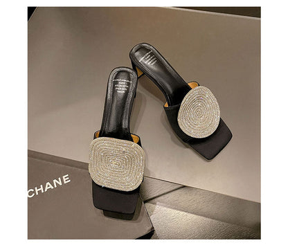 JO | Square round sandals with heels