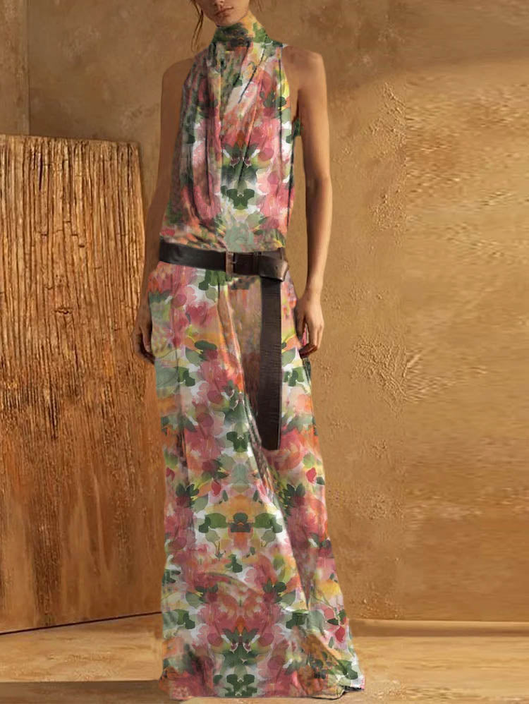 JO | sleeveless - high neckline - belt at the waist - light and airy fit
