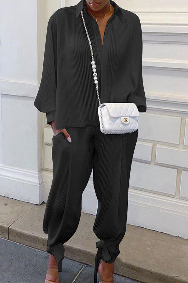 JO | Soft and light blouse and trousers
