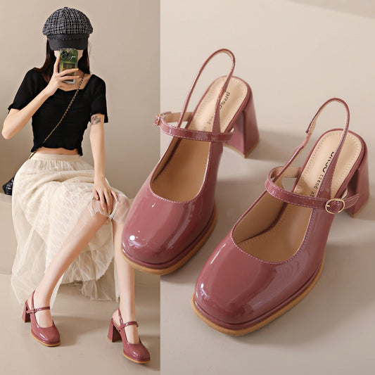 JO | Shoes with chunky heel and adjustable strap