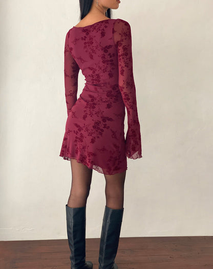 JO | Short dress with flowers and long sleeves, ideal for mid-season.