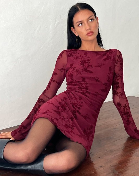 JO | Short dress with flowers and long sleeves, ideal for mid-season.