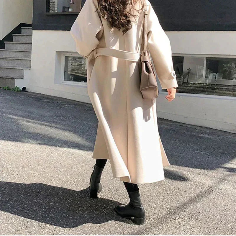 JO | trendy long ladies coat
