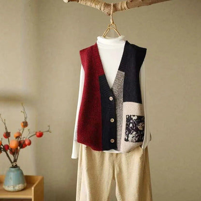 JO | Knitted vest in colorblock design