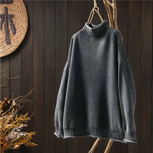JO | Turtle-neck sweater in chunky knit