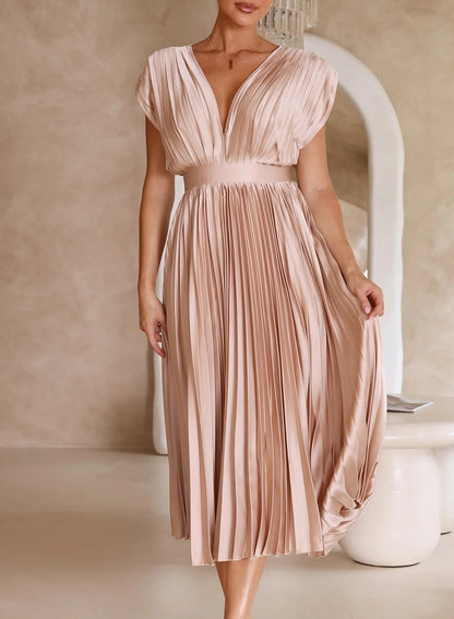JO | Single-colored maxi dress with short sleeves