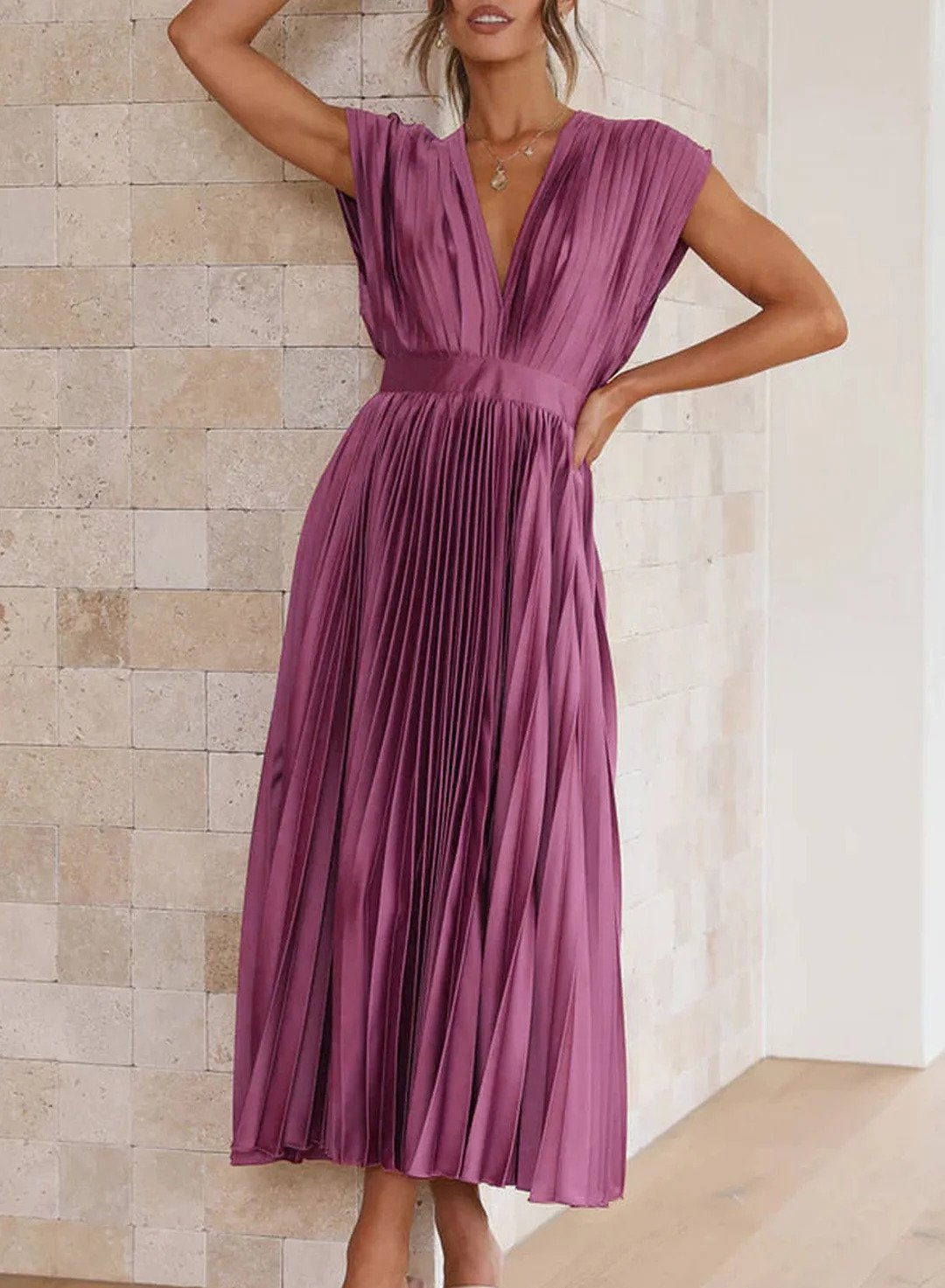 JO | Single-colored maxi dress with short sleeves