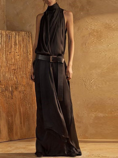 JO | sleeveless - high neckline - belt at the waist - light and airy fit