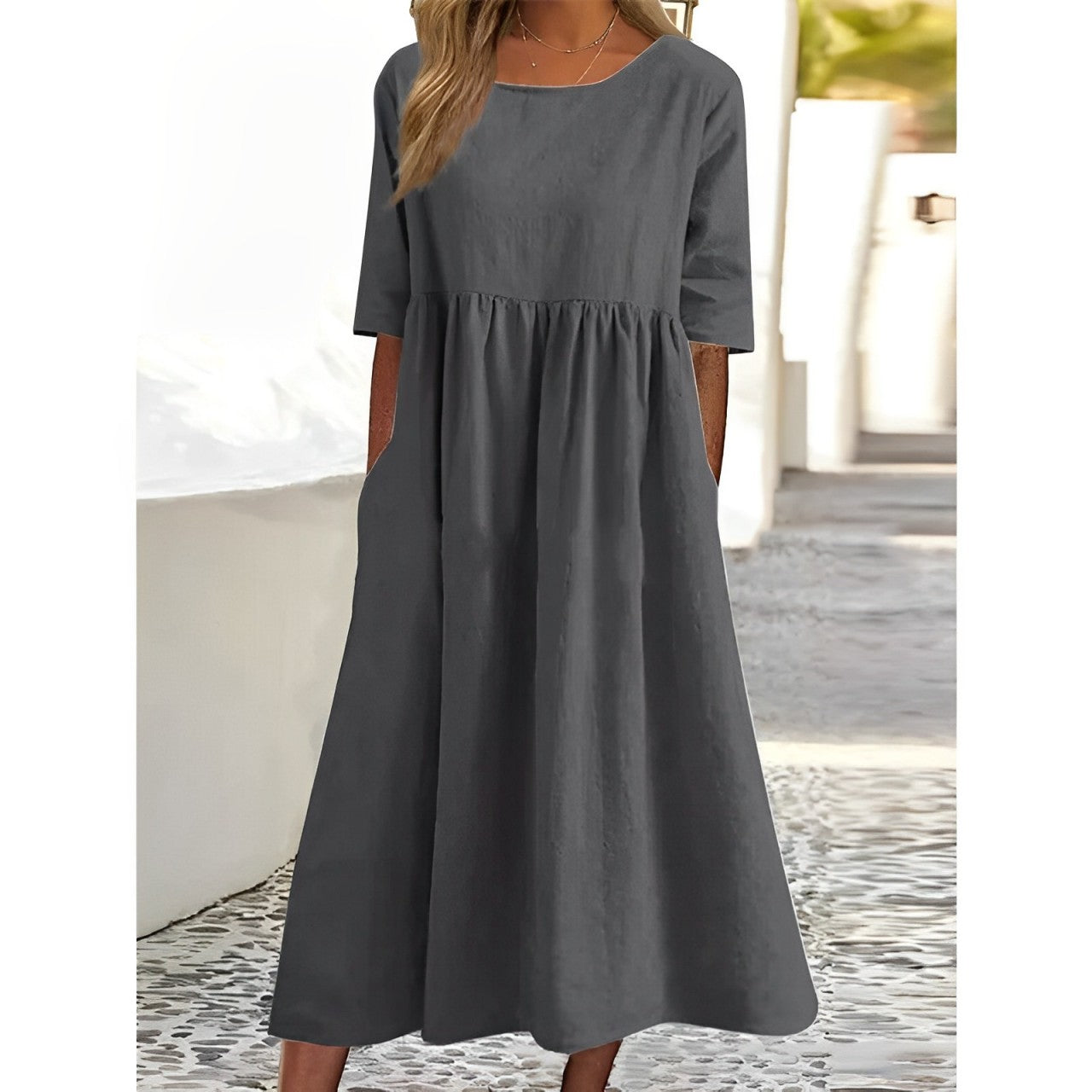 JO | Unicoloured midi dress
